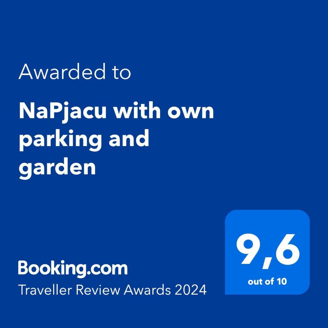 Napjacu With Own Parking And Garden Διαμέρισμα Χέρτσεγκ Νόβι Εξωτερικό φωτογραφία